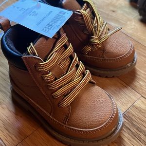 Carters Size 4 Boys Boots With Tags